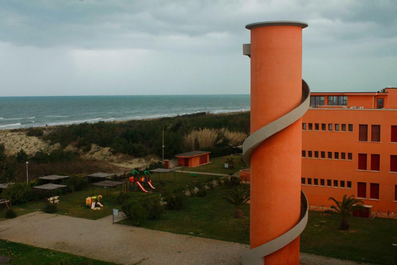 Appartamento Vicino Alla Spiaggia 加兰布鲁恩 外观 照片